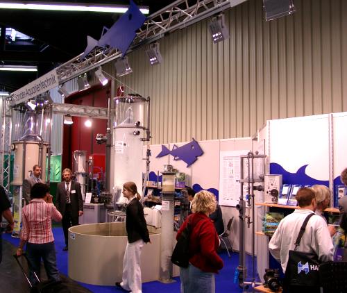 Sander auf der Interzoo 2004